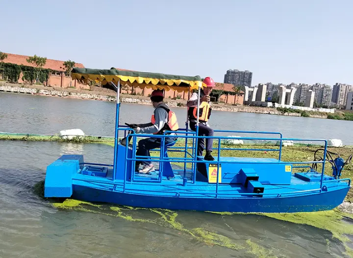 Плавущая лодка для сбора урожая водных лилий